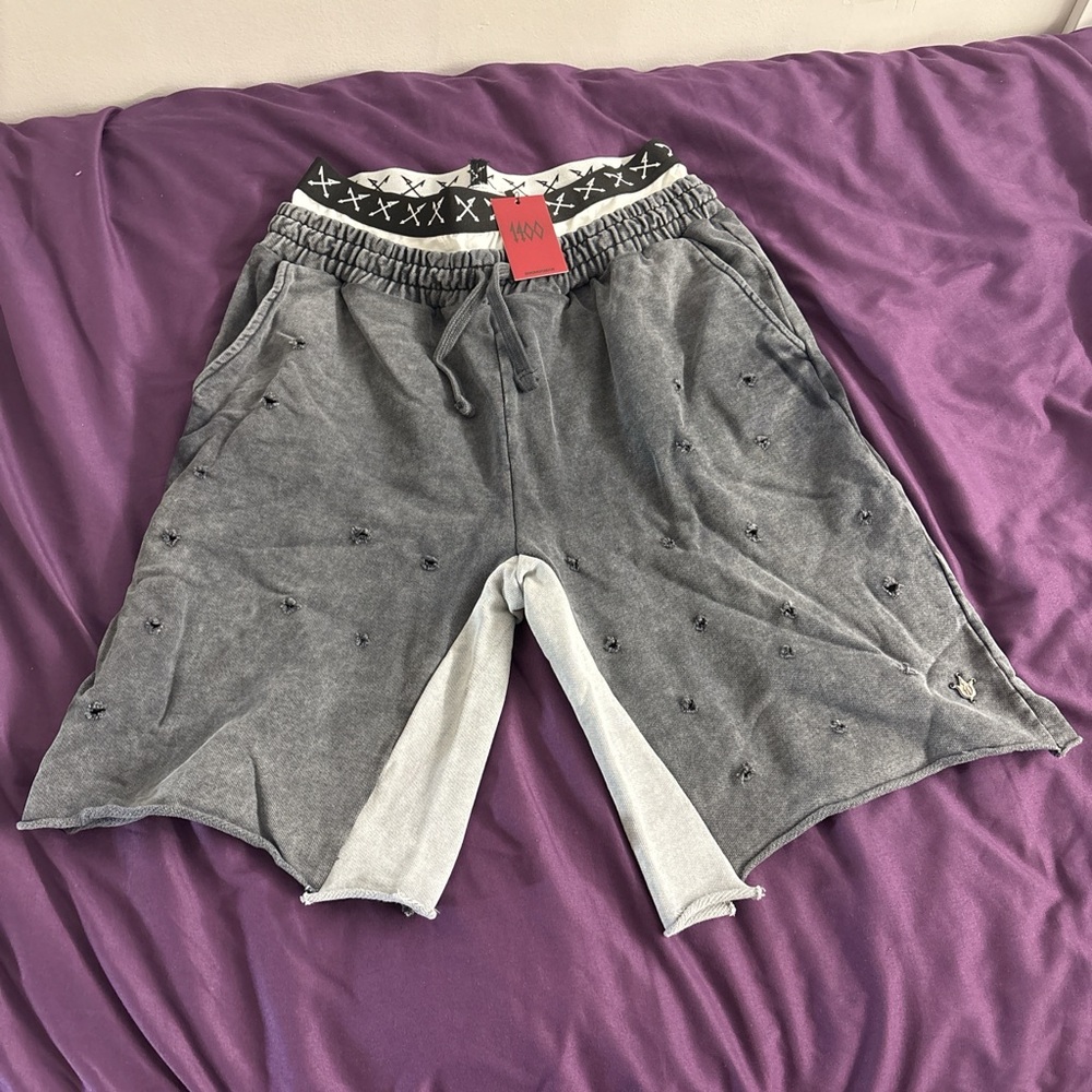 Trippy Redd Gray Distressed Men's Shorts